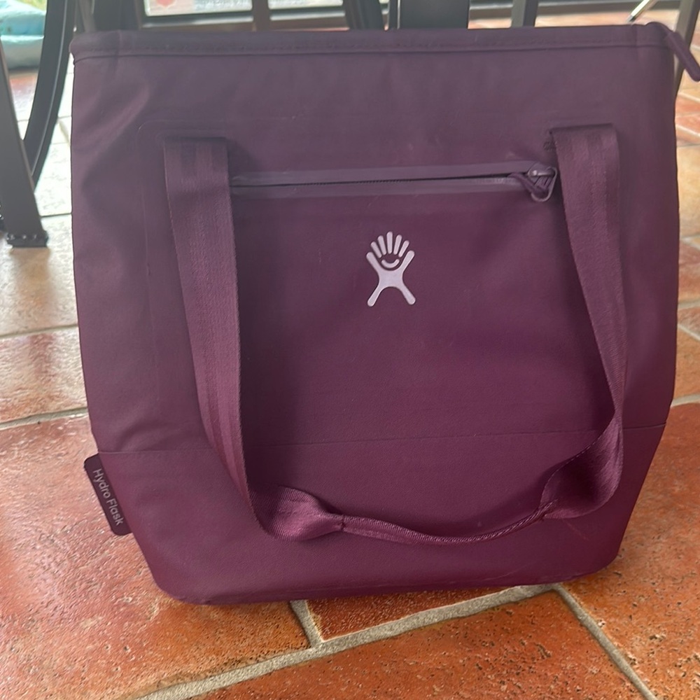 Hydro Flask Deep Purple Tote